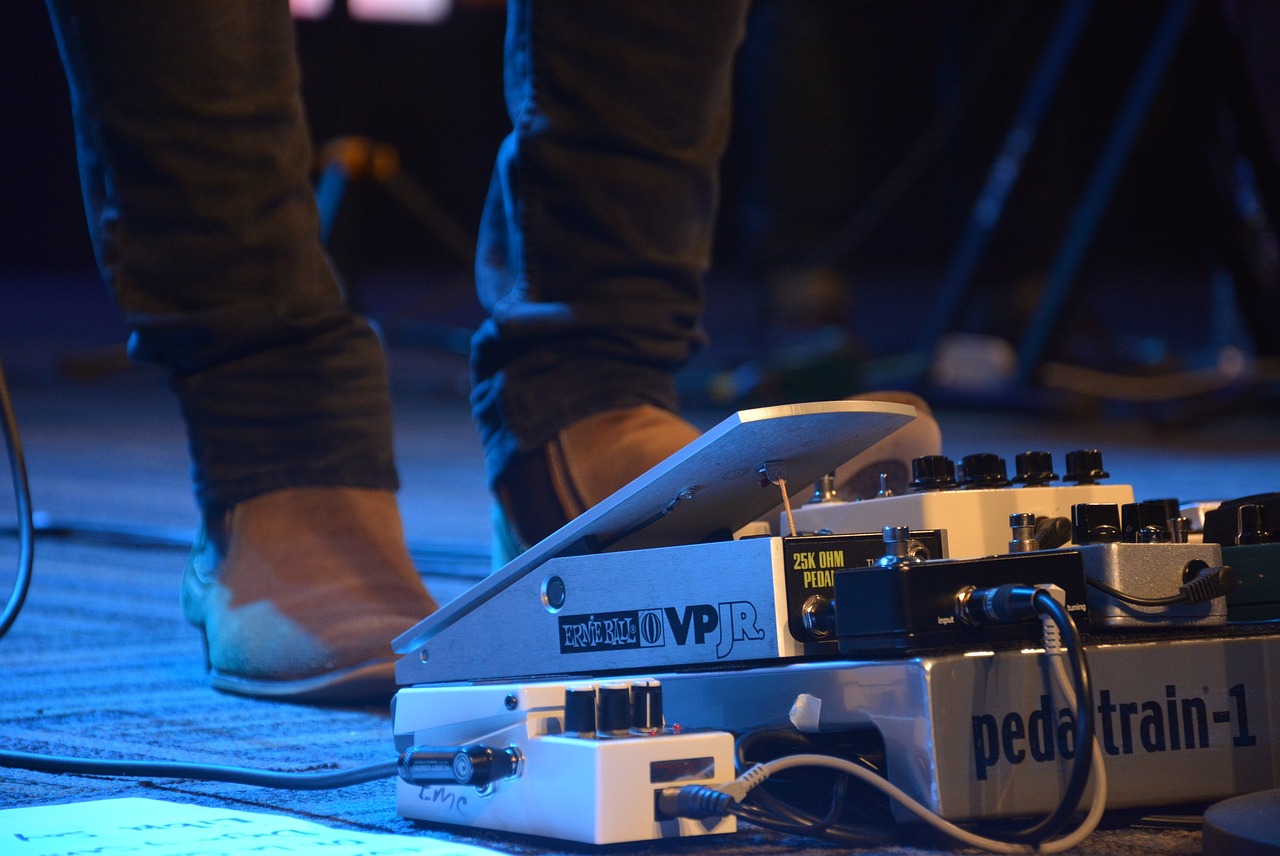 Adding a few effects pedals to your guitar rig